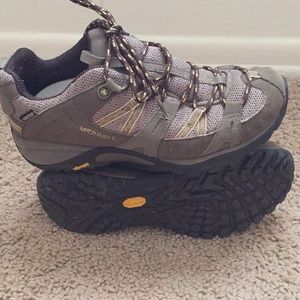 OBO Merrell adventure shoes!